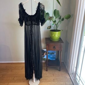 Nasty Gal Long Black Lace Robe Size Small